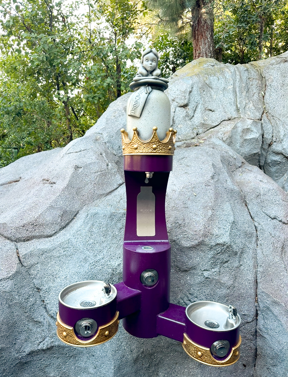 Alice in Wonderland water refill station at Disneyland